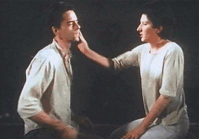 最著名艺术家CP永别：出轨后他结了婚，她却独身一人……