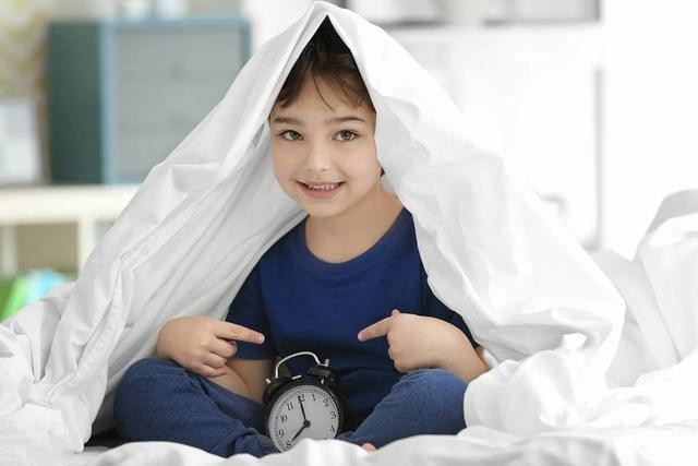 孩子总是迟到是不是家长的问题,对于经常迟到的孩子该怎么引导