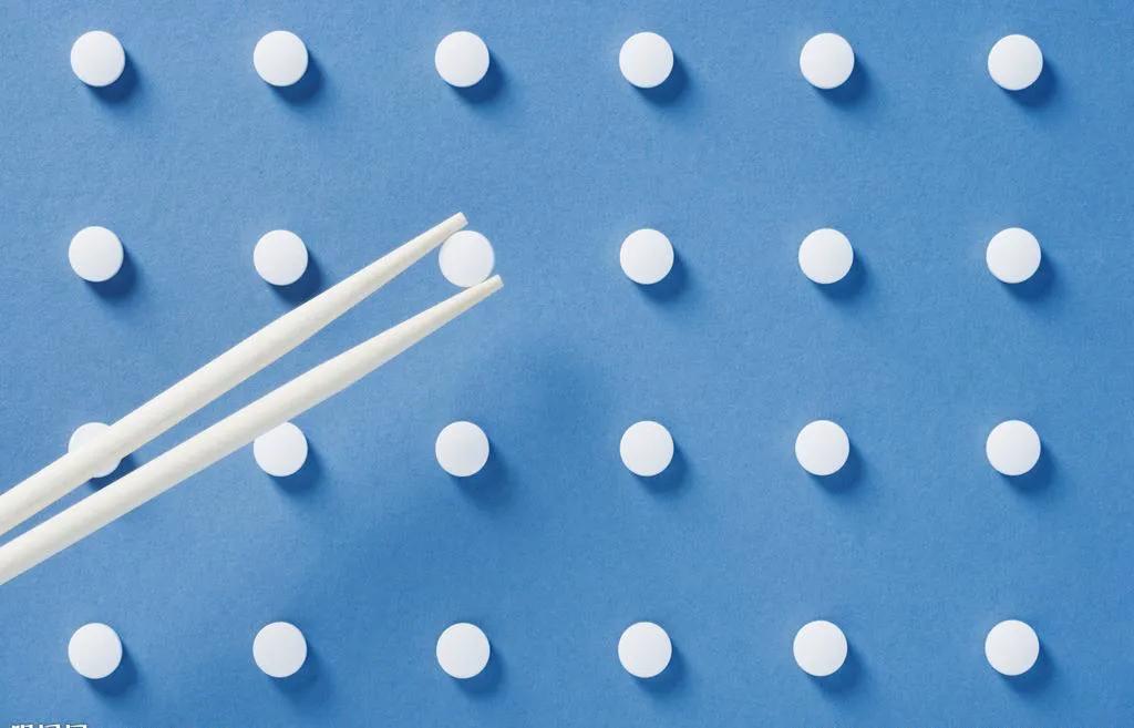 常吃银杏叶提取物片有副作用吗,高血压要常吃银杏叶片吗