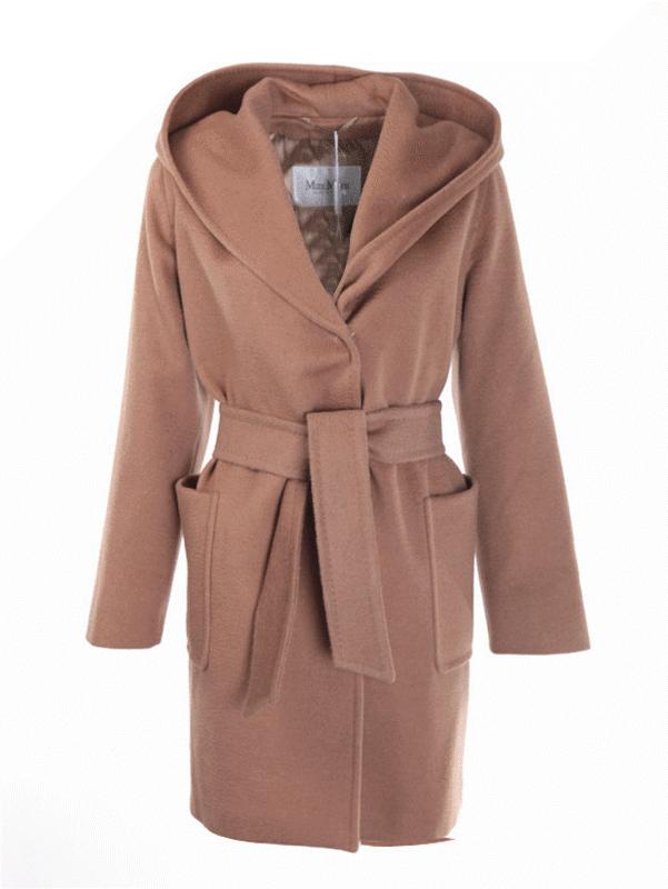 比起《女王的棋局》，女王的衣橱才是经典所在