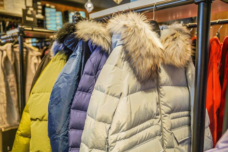 我们逛了天的成都时代奥莱，为你整理出这份春节新衣精明采购清单