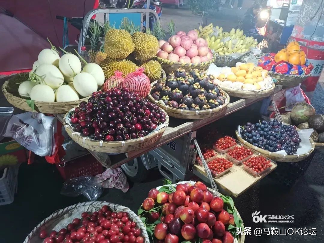 马鞍山市市场早晨摆地摊,地摊经济火了可以摆摊吗