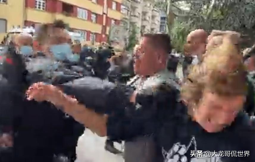 德国街头抗议者,德国警察打击骚乱
