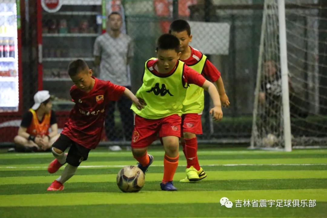 快乐童年足球队,快乐童年足球