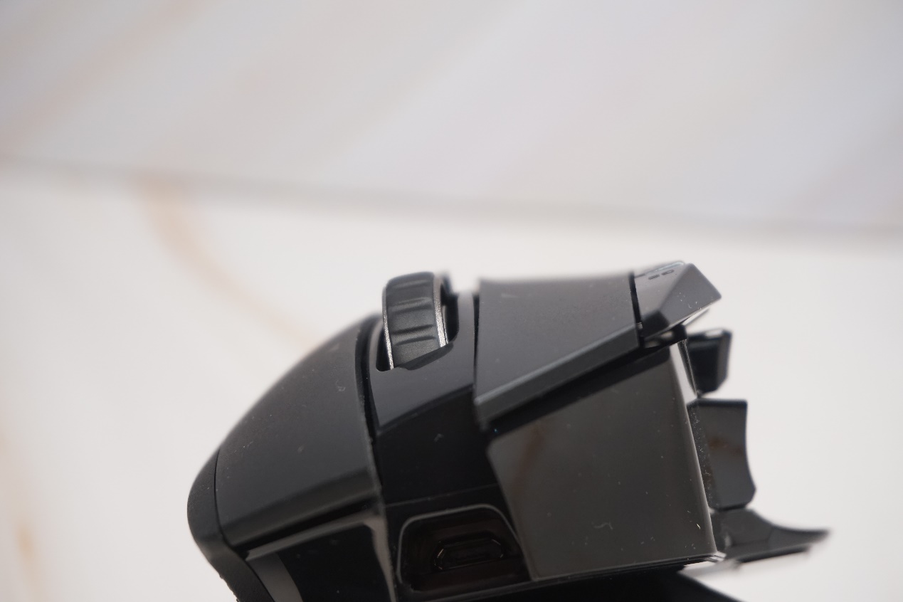 罗技g502鼠标移动速度太快了,罗技g502鼠标宏无限点击