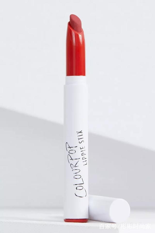 学生党口红素颜平价好用推荐,秋冬显白平价口红不超50就能拥有