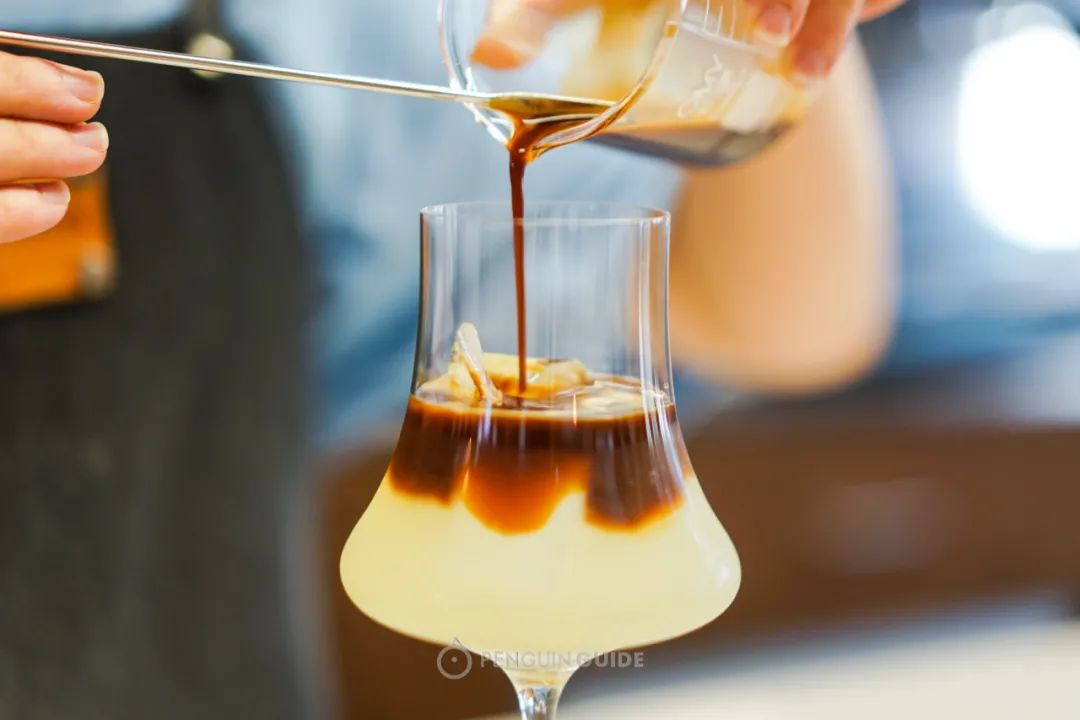 去长沙不为别的就想听茶颜悦色,去长沙点哪个茶颜悦色