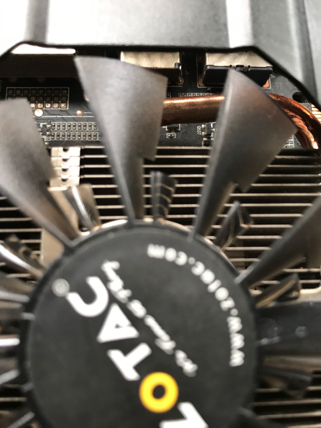 显卡用多大的显存合适,显卡显存频率超多少合适啊