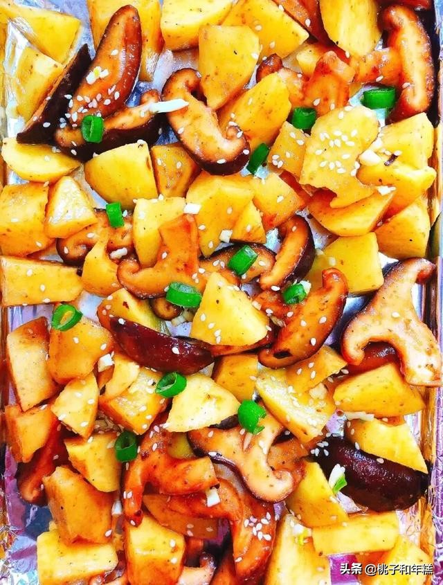 蘑菇土豆的另类做法,黄油烤蘑菇土豆