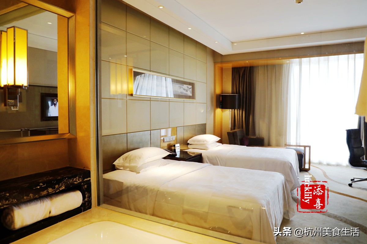 镇江美食三怪,镇江美食推荐锅盖面