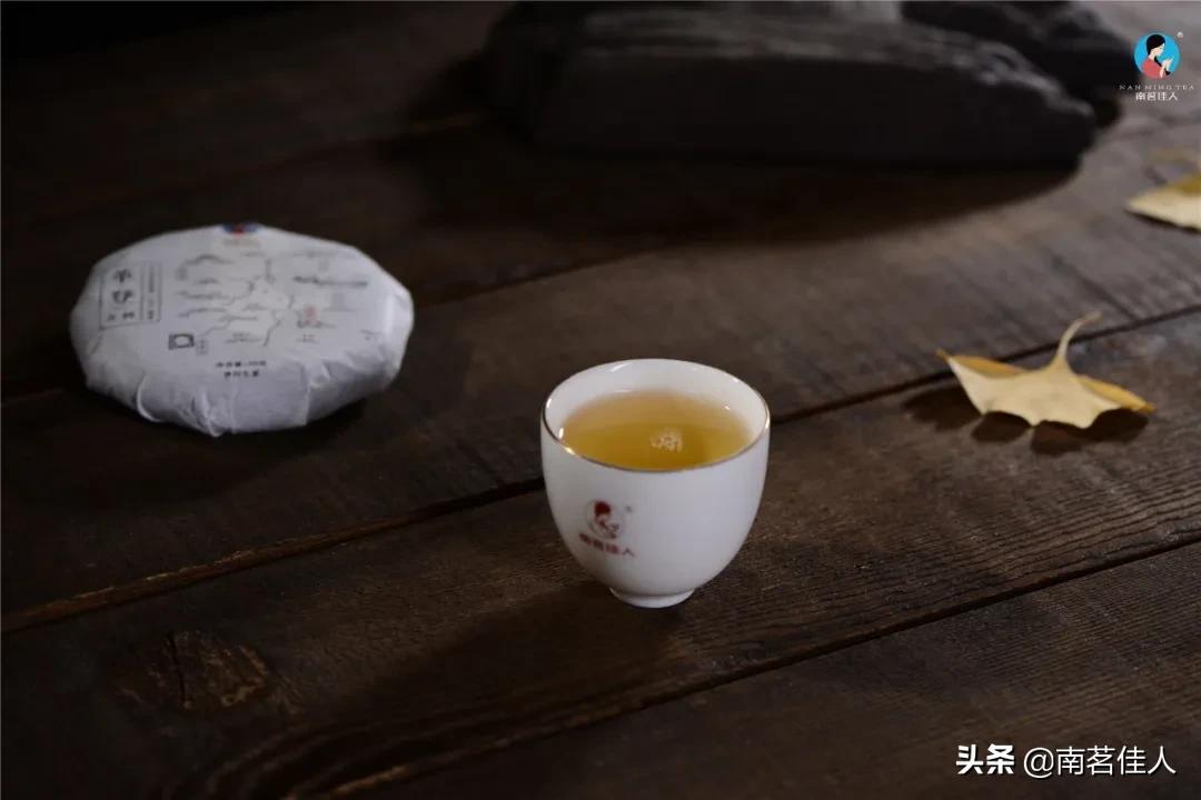 “锦绣茶尊”拍出1068万元天价，这喝的还是茶吗？