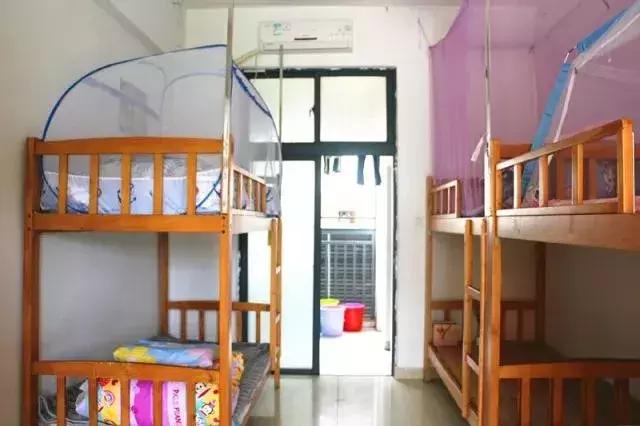 深圳前十中学宿舍,深圳四大高中宿舍图