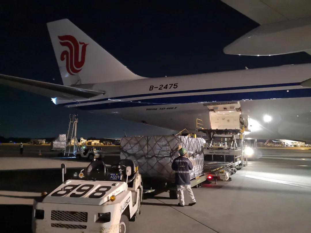大型货机一日两次往返中日，只为防疫物资更快回国