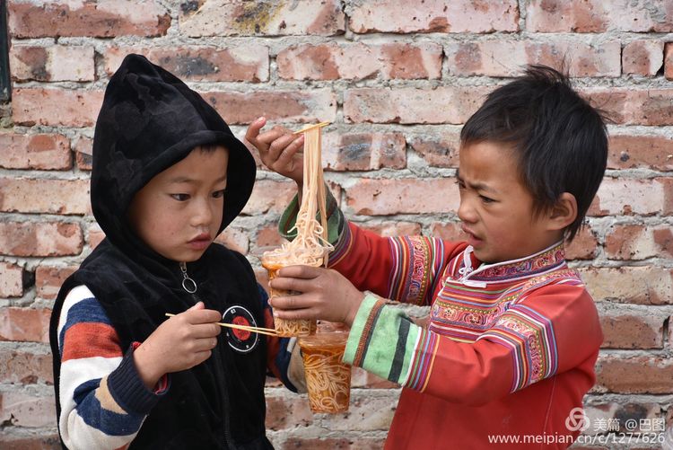 金色童年8张图片,金色的童年相片