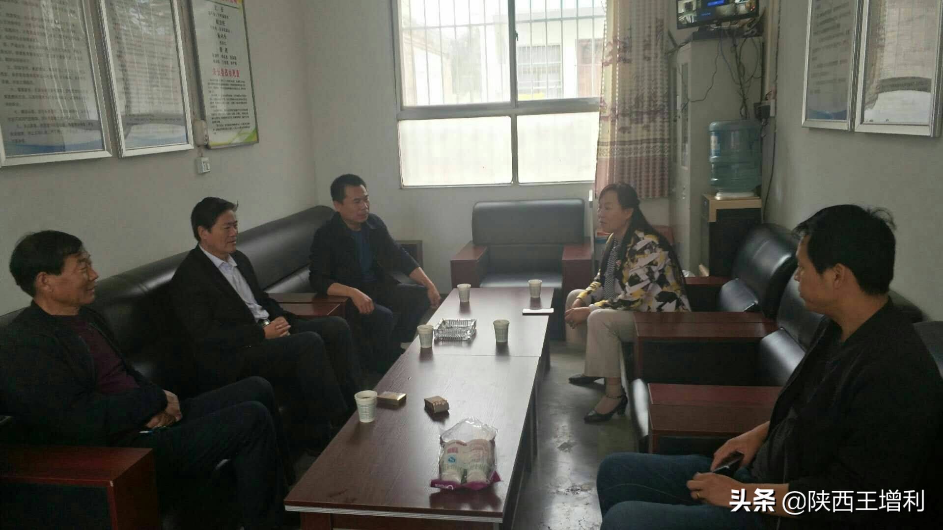 爱心传递情更浓,爱心传递校园