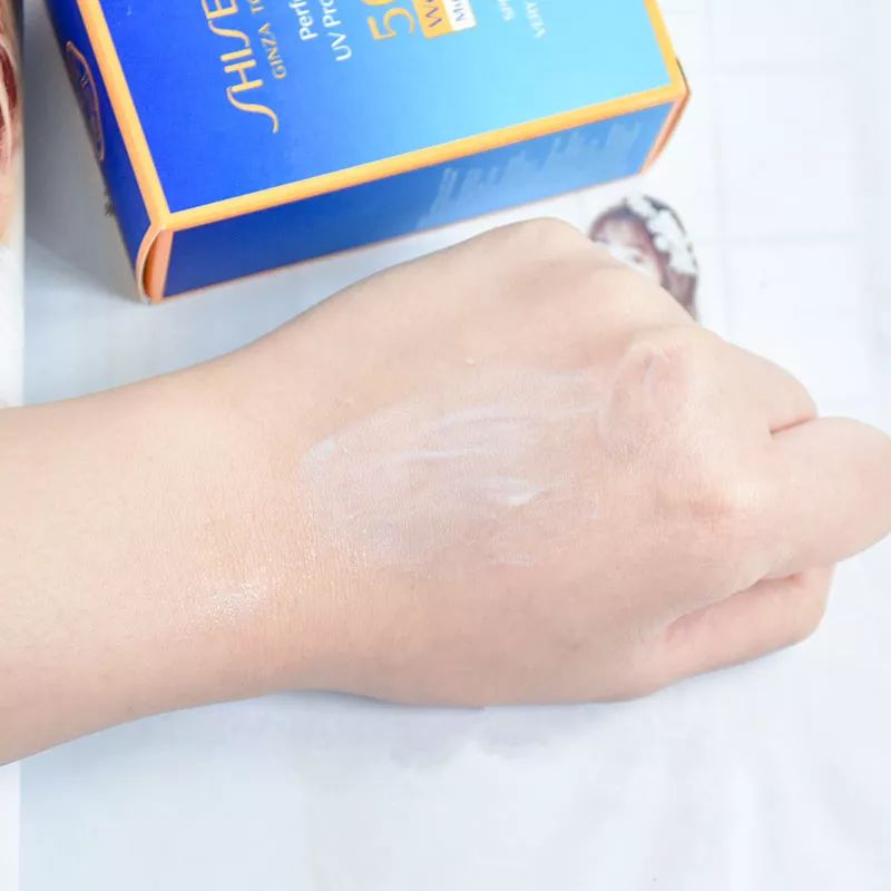 什么防晒霜擦了白又防晒,防晒霜测评真正好用的防晒霜