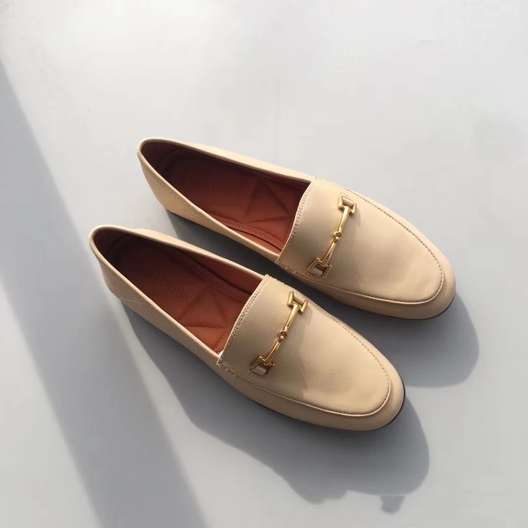 麂皮鞋脏了怎么打理,鹿皮鞋子的正确清洗方法