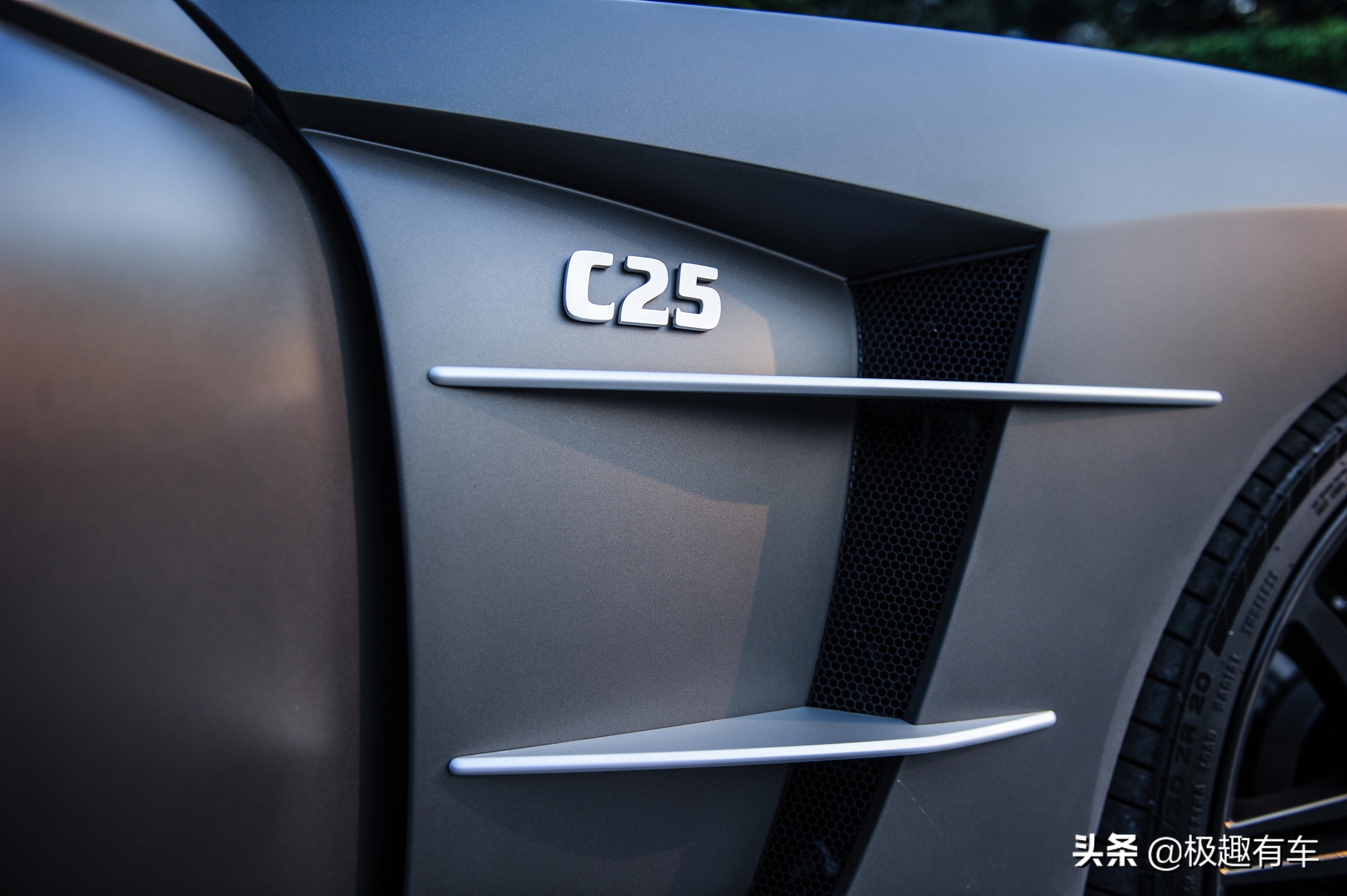 卡尔森c25是不是奔驰的,卡尔森c25这车怎么样