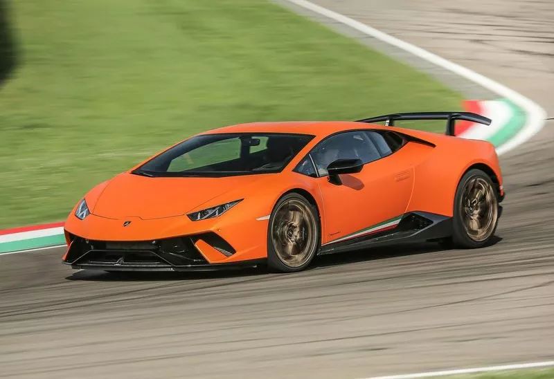 兰博基尼最后一款v12,兰博基尼七夕节发布全新v12跑车