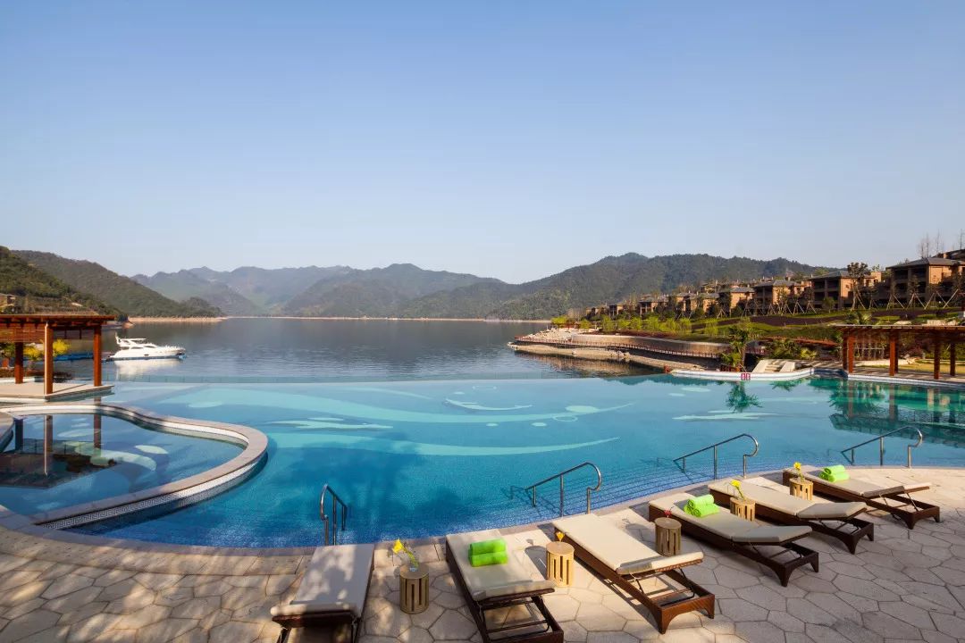 ¥998/2晚-超酷炫船型酒店!直面江湖双景!五星豪华游轮!