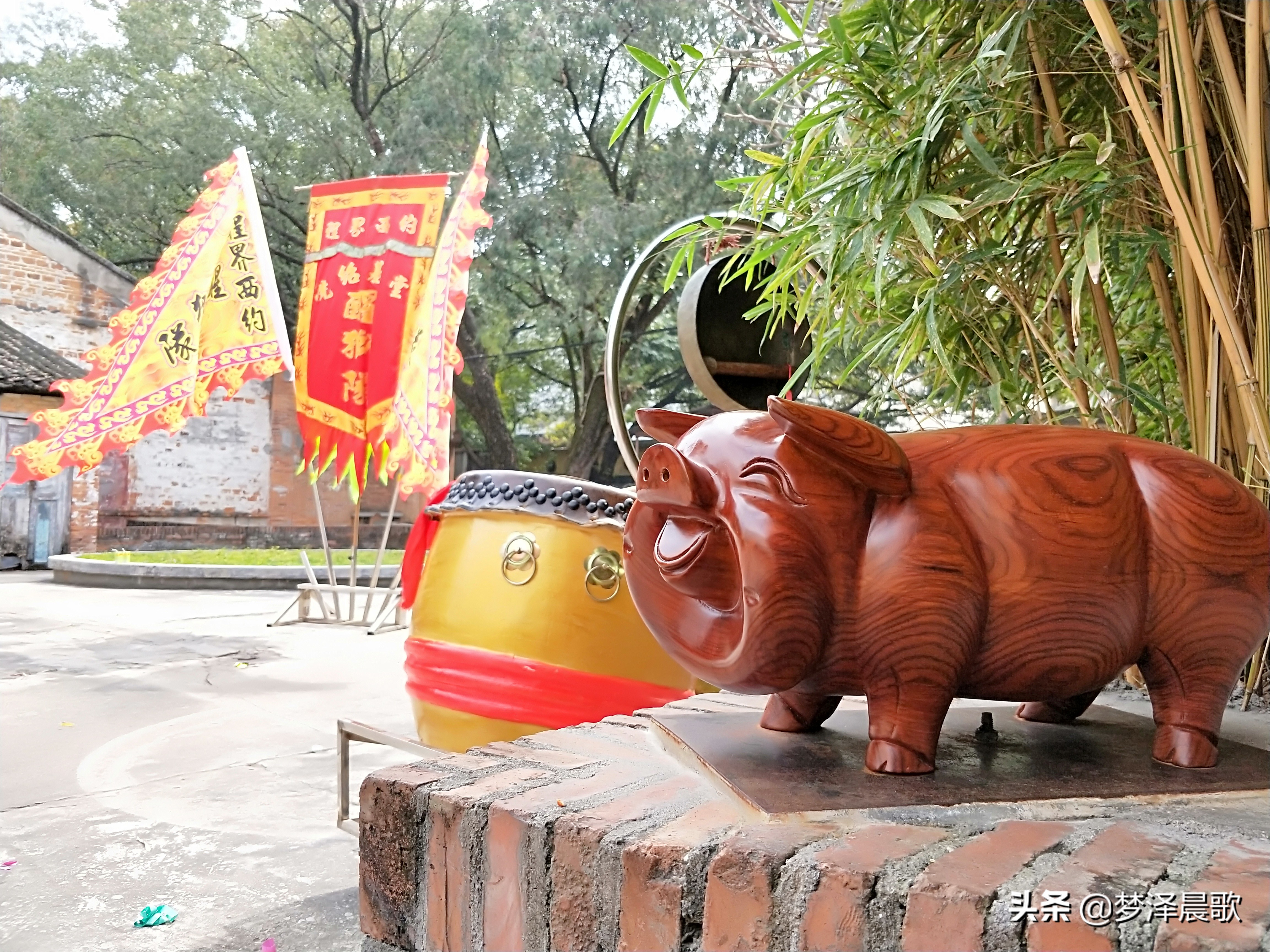 猪年大吉喜气洋洋广场舞,猪年金猪大吉广场舞