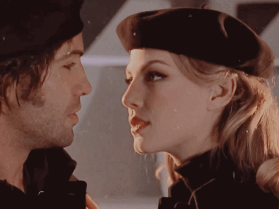 老狐狸林德沃女士，她一个媚眼让女人都能沉迷