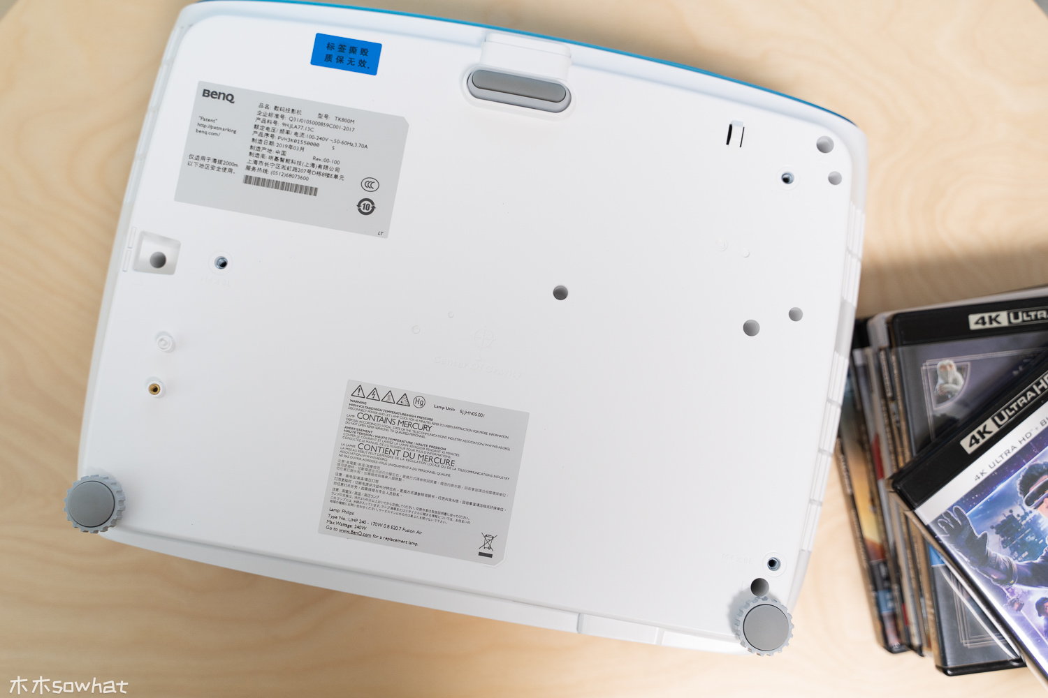 8000块的4K投影仪效果怎么样,800元的1080p的投影仪