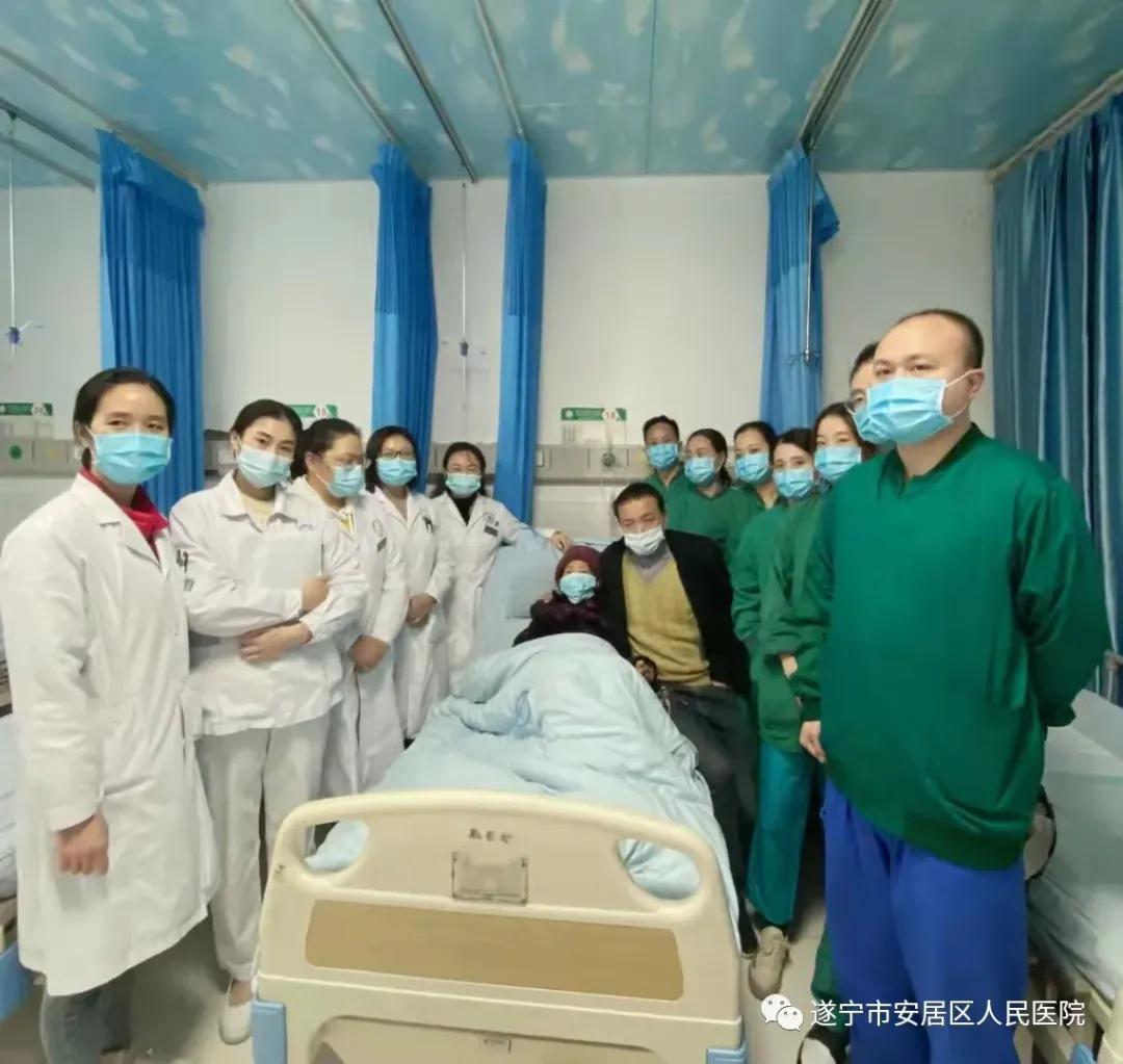 遂宁医院子宫脱垂手术,子宫脱垂医生妙手回春