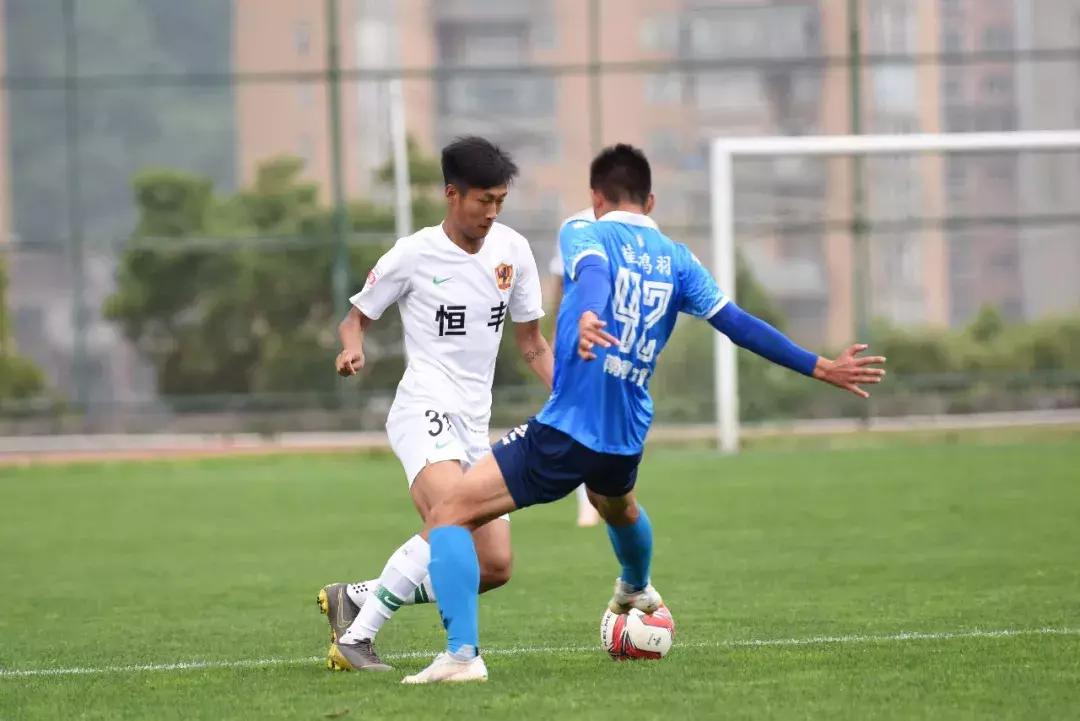 恒丰预备队王昊,献礼母亲节为爱添动力