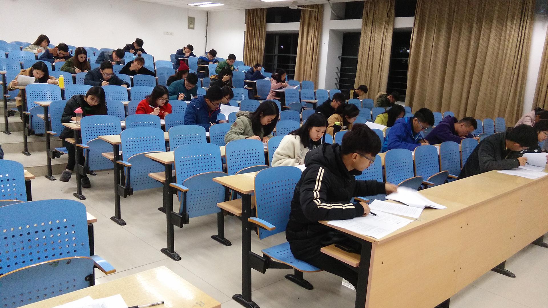 2025考研计算机改考408几率大吗,2022计算机考研408院校