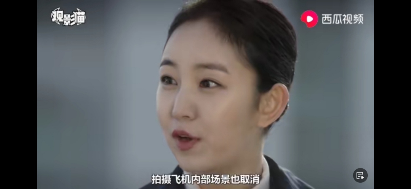 德善穿毛衣视频,请回答1988德善穿的鞋