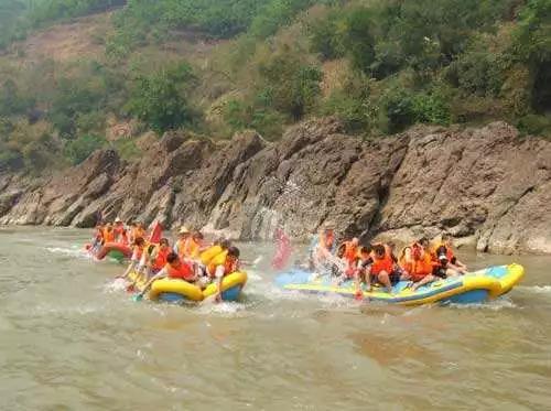 云南漂流胜地,云南龙川江漂流景点