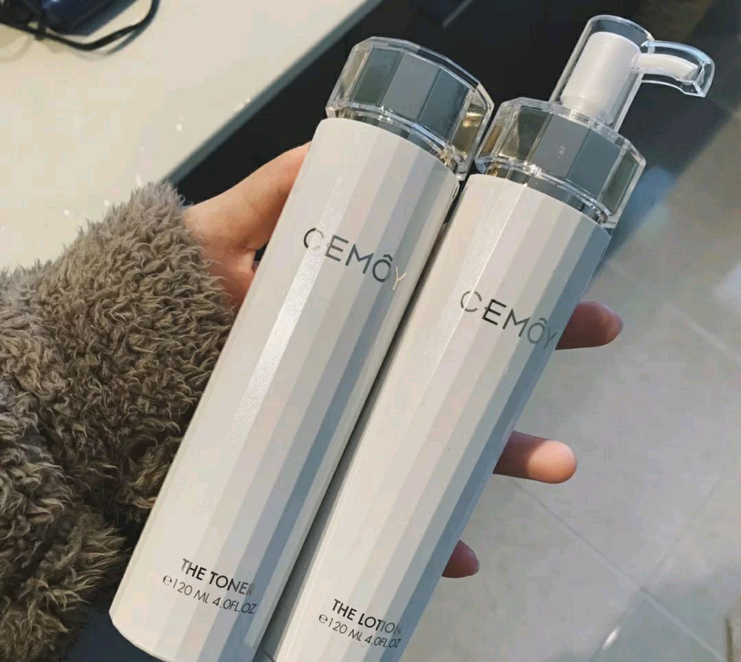 水乳真的很重要！作为基础护肤，一定要选对，拒绝做“油腻仙女”