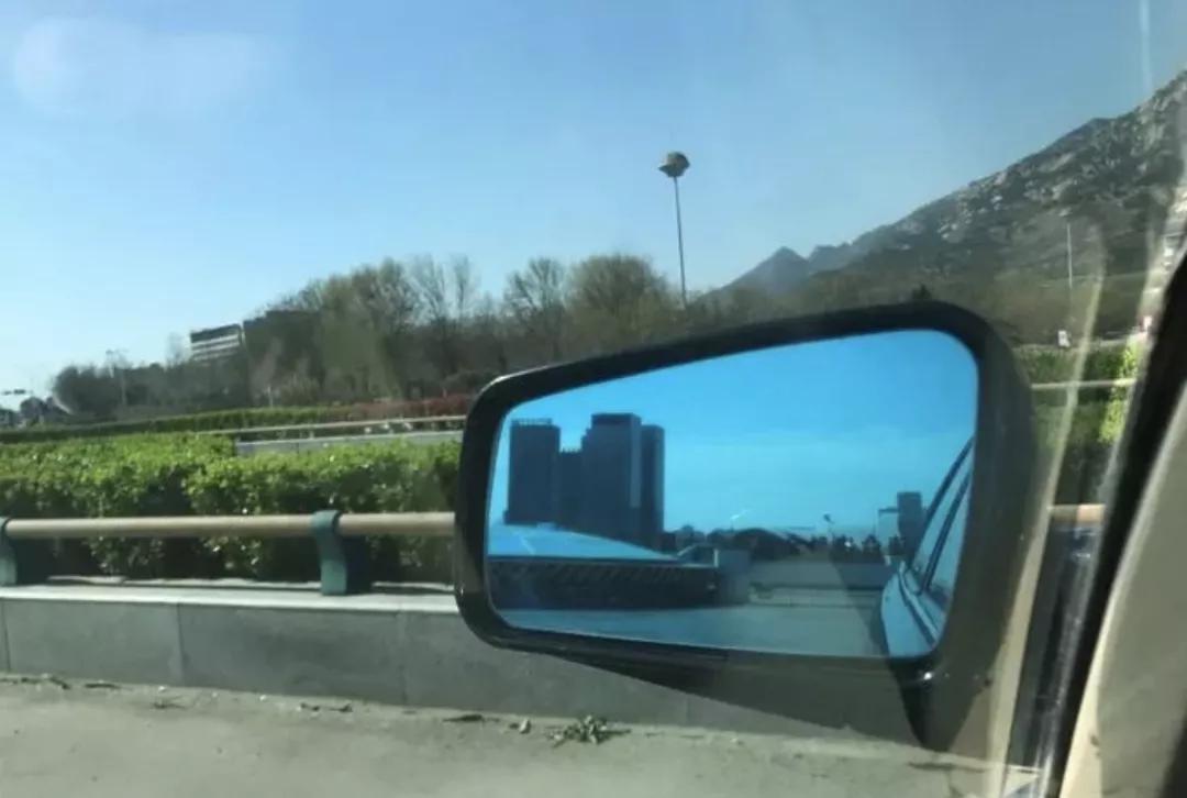 来，兄dei,干了这杯05年的情怀