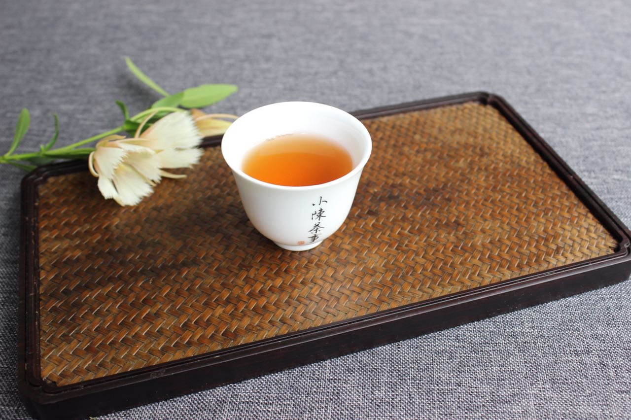 金骏眉红茶什么颜色最好,金骏眉红茶特色有哪些