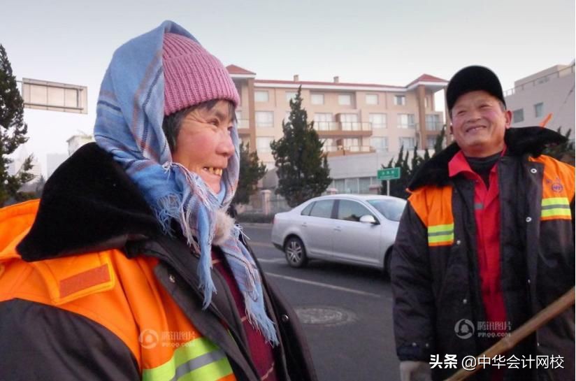 火车卧铺怎么老是买不到,火车卧铺很难买到