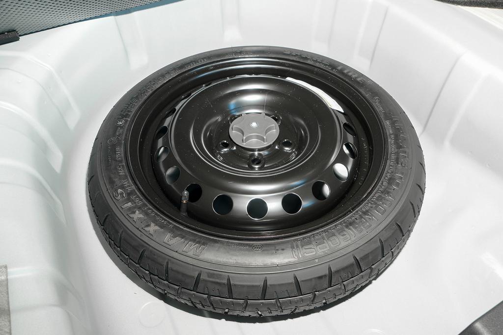 日产轩逸2010款卖了大概多少钱,2013年的日产轩逸能卖多少钱一台