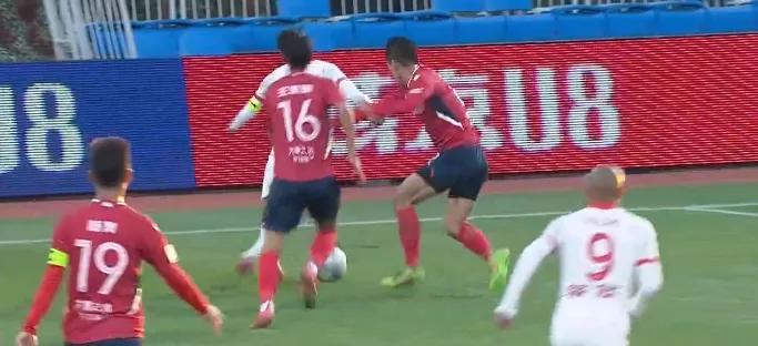 上港保利尼奥0-1,广州恒大保利尼奥十大逆天进球