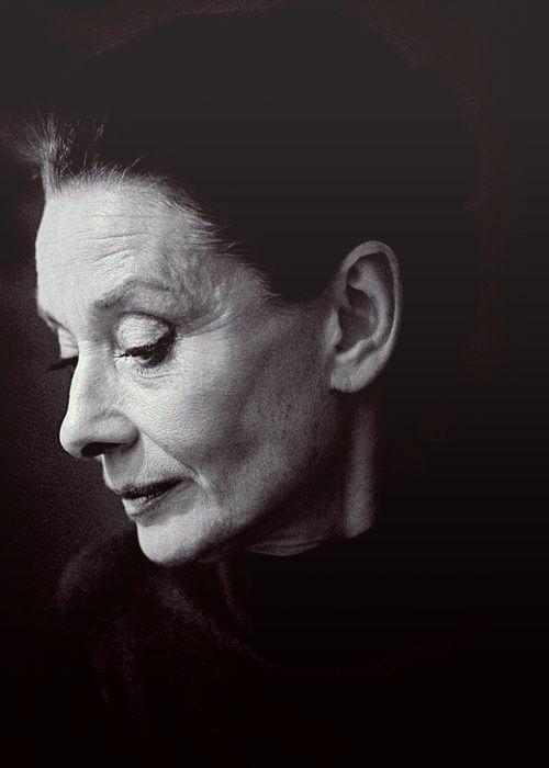 二十几岁法令纹特别明显是为什么,为什么比同龄人法令纹特别重