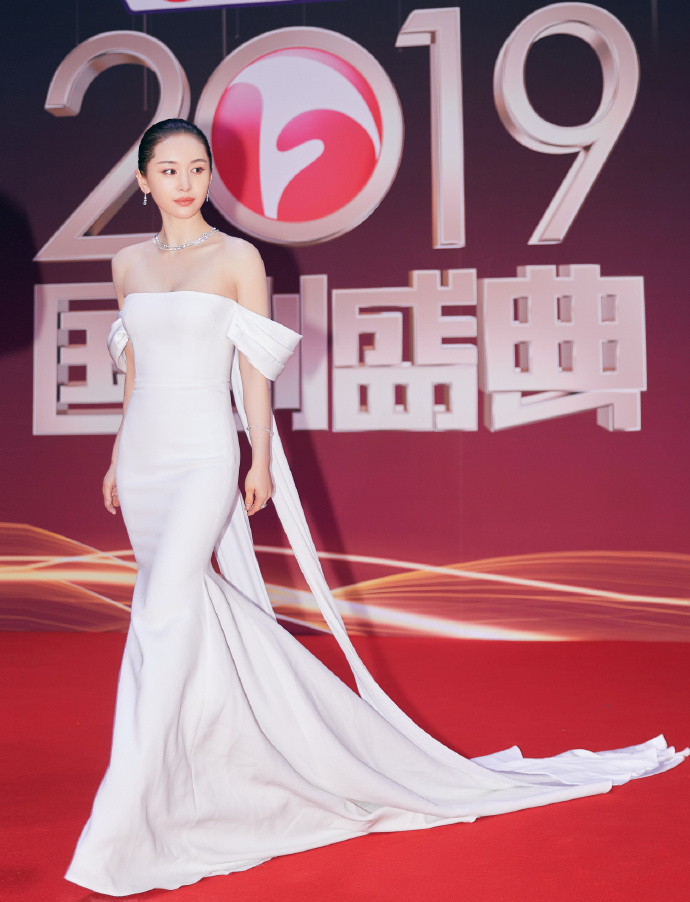 张鲁一王子文红毯,赵今麦和谁走红毯