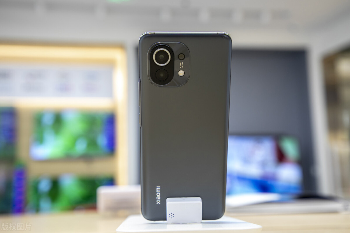 买小米手机看哪个指标,买小米真的看运气吗