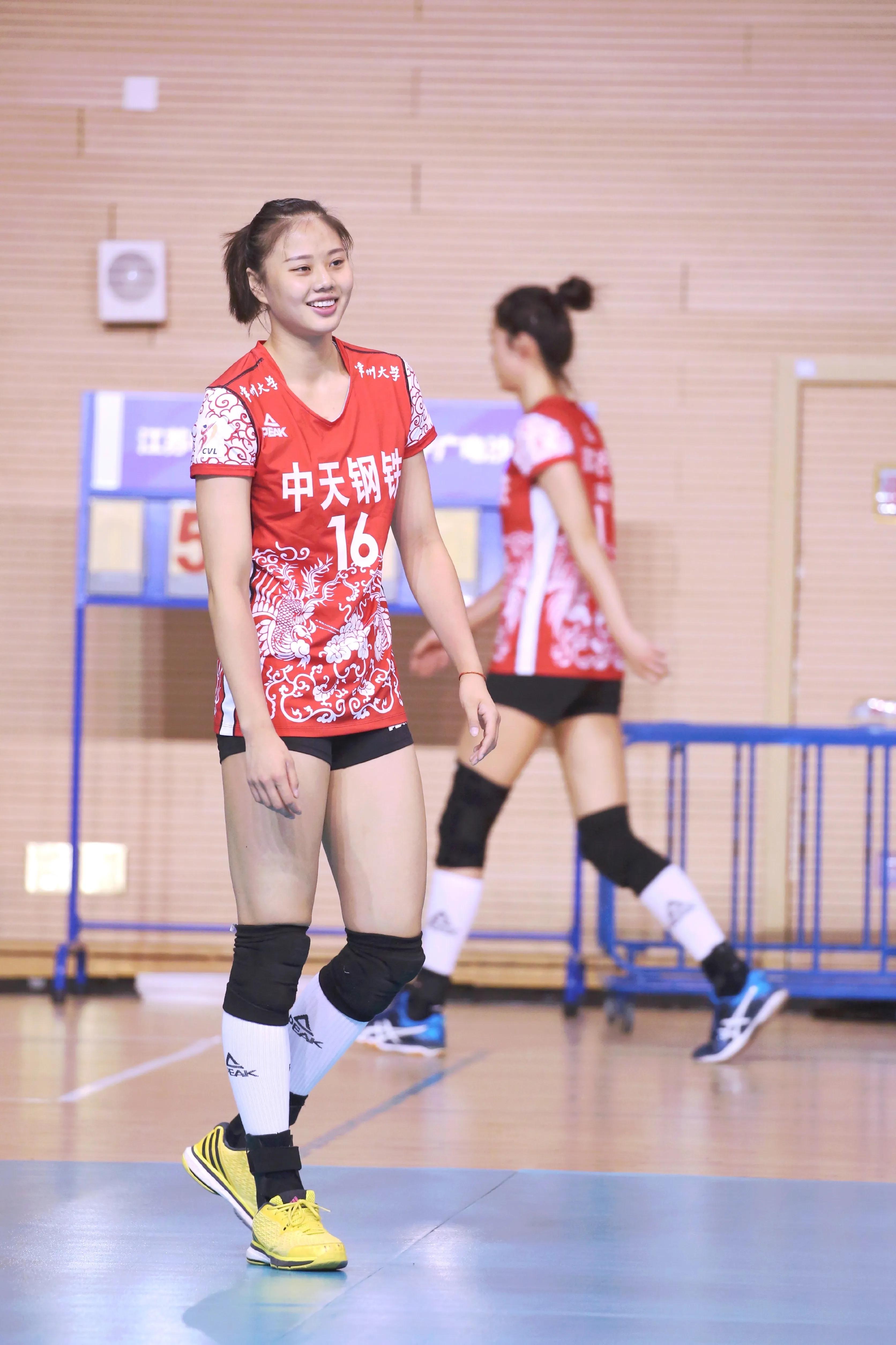 中国女排选手名单最新排名,中国女排张群芳