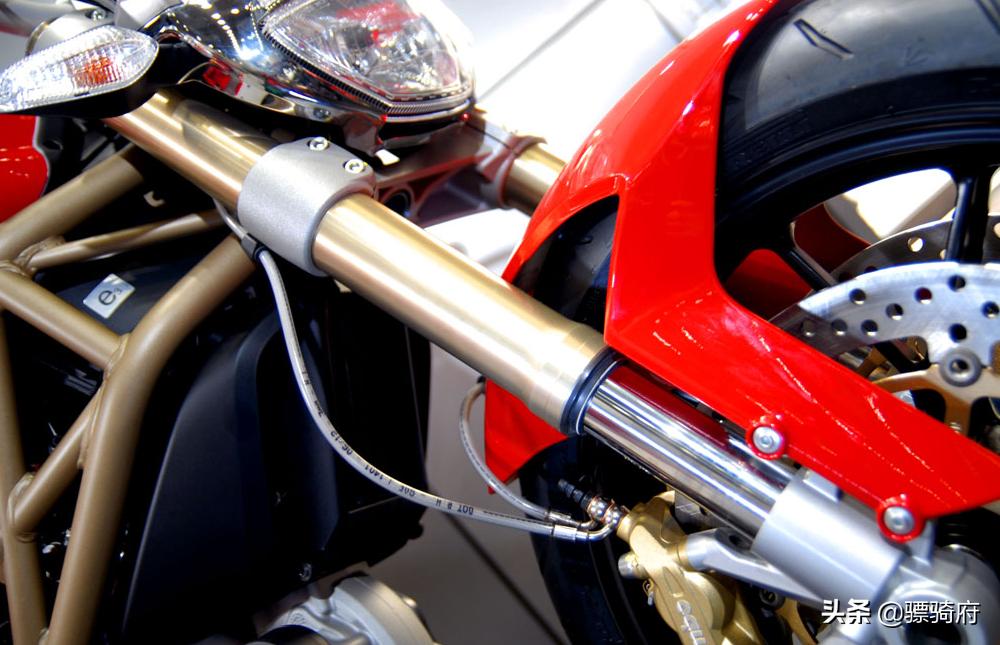 杜卡迪monster79516款,杜卡迪monster797首次亮相