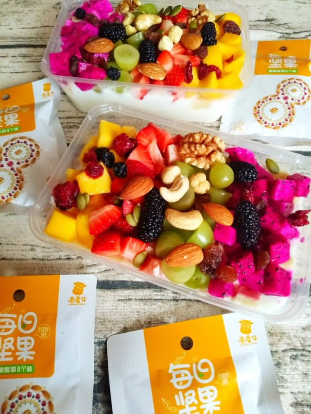 酸奶橘子水果捞,不想吃饭就来一杯酸奶水果捞