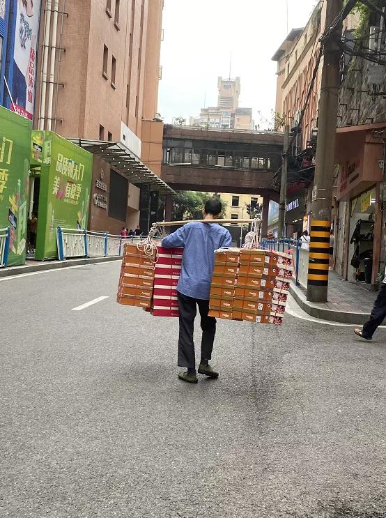 重庆朝天门购物攻略,重庆朝天门平价购物的地方