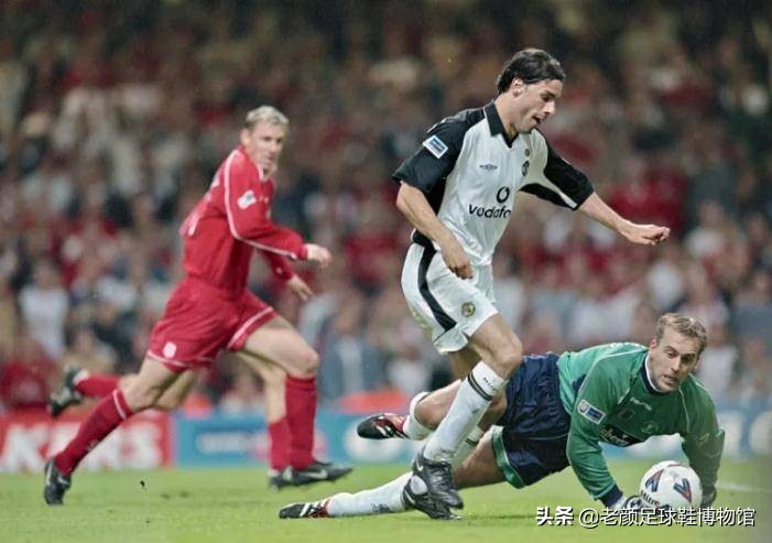 弗格森施压裁判,弗格森公开给穆里尼奥施压