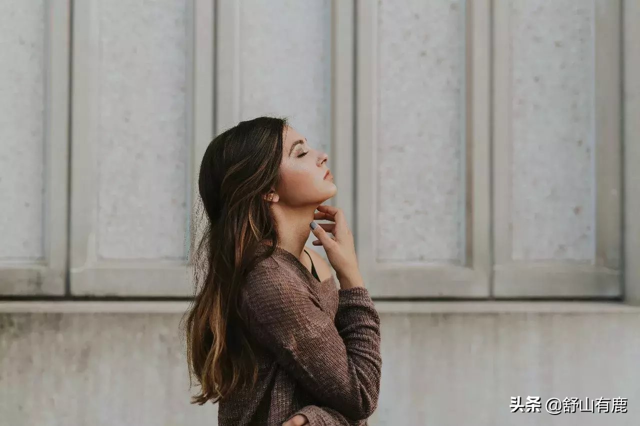 当你被人嘲笑看不起时你会怎样做,当你被人瞧不起的时候