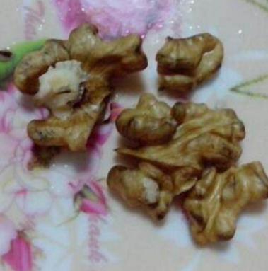 核桃和它一炒3天止咳秒杀止咳药,核桃仁炒蜂蜜真的治咳嗽的吗