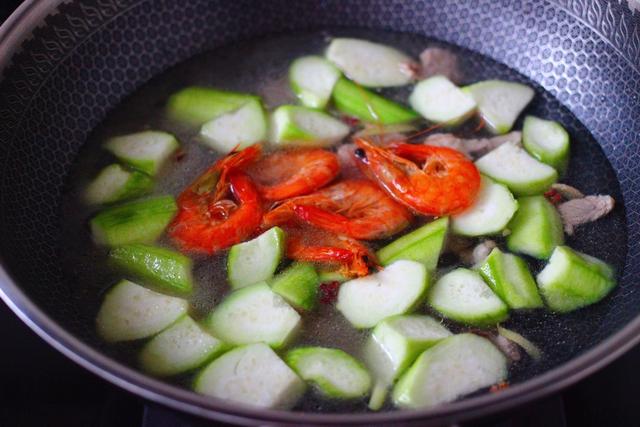 立秋多食用什么汤效果好,立秋清润止咳汤水