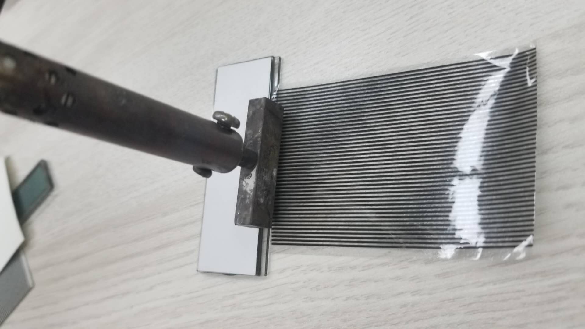 屏幕与排线怎么连接的工作原理,屏幕和主板连接的排线